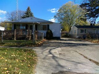 3710 Branch Road, Flint, MI 48506