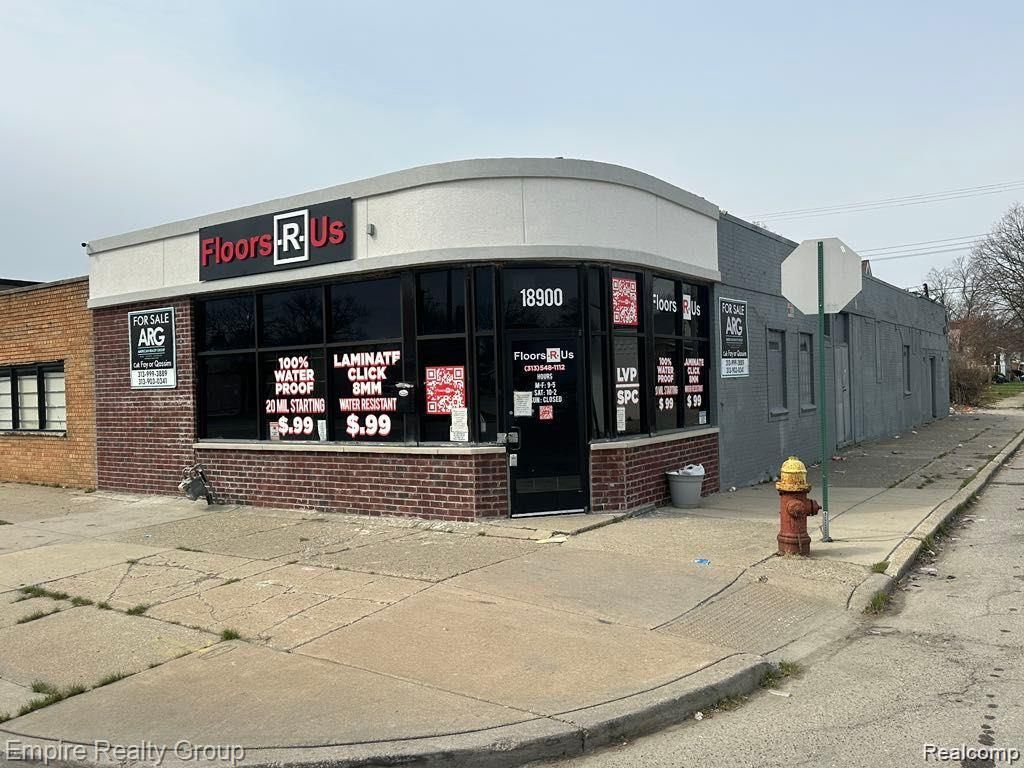 18900 W Warren Avenue, Detroit, MI 48228