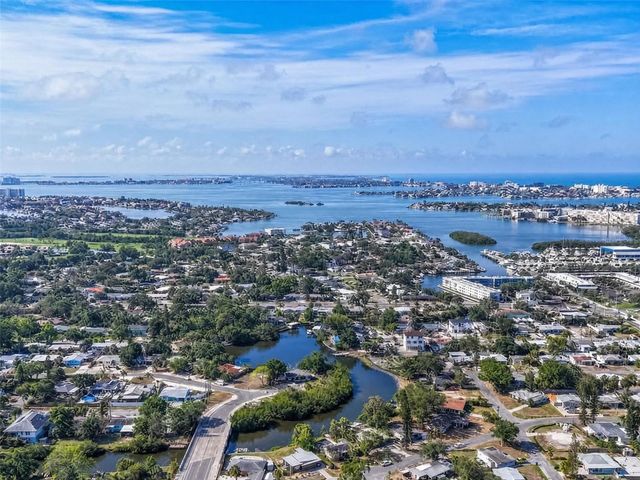 6631 ROSATI LANE S, St Petersburg, FL 33707