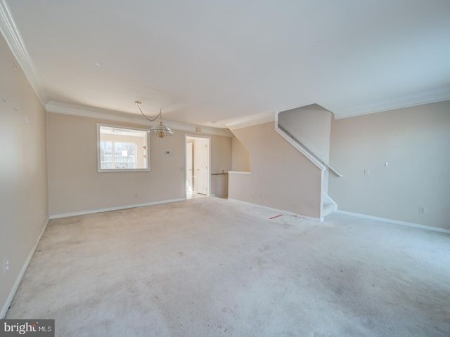 1912 BEEGEE CT, Woodbridge, VA 22192