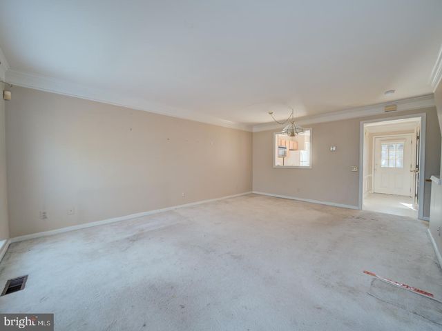 1912 BEEGEE CT, Woodbridge, VA 22192