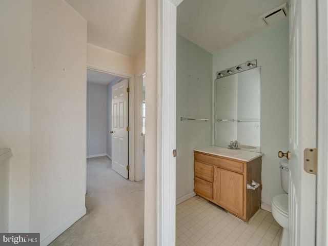 1912 BEEGEE CT, Woodbridge, VA 22192