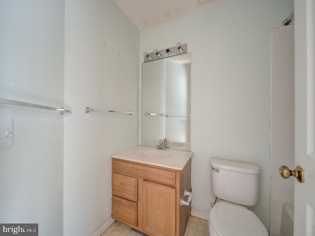 1912 BEEGEE CT, Woodbridge, VA 22192