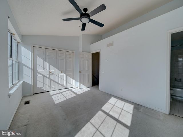 1912 BEEGEE CT, Woodbridge, VA 22192