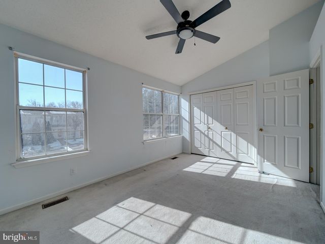 1912 BEEGEE CT, Woodbridge, VA 22192