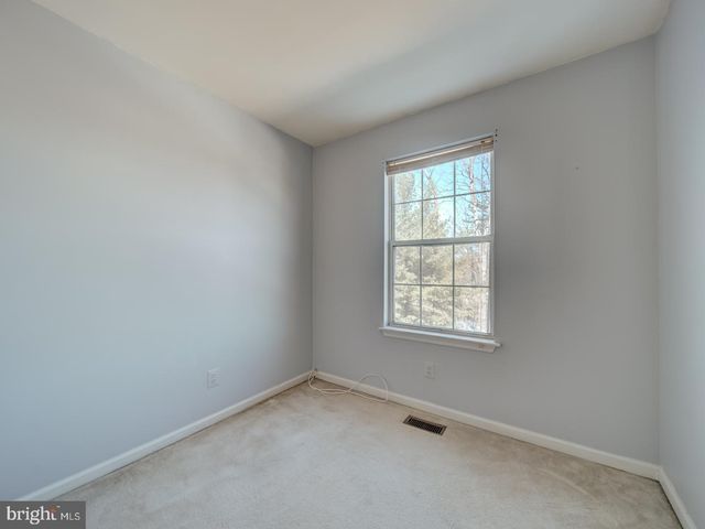 1912 BEEGEE CT, Woodbridge, VA 22192