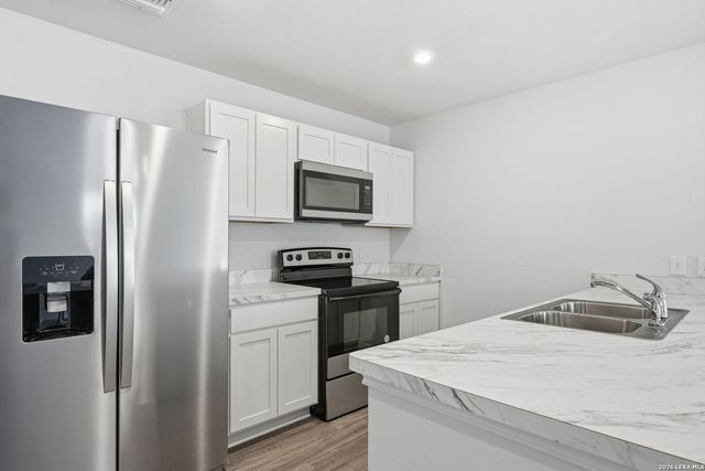 2222 Dry Moss Way, San Antonio, TX 78224