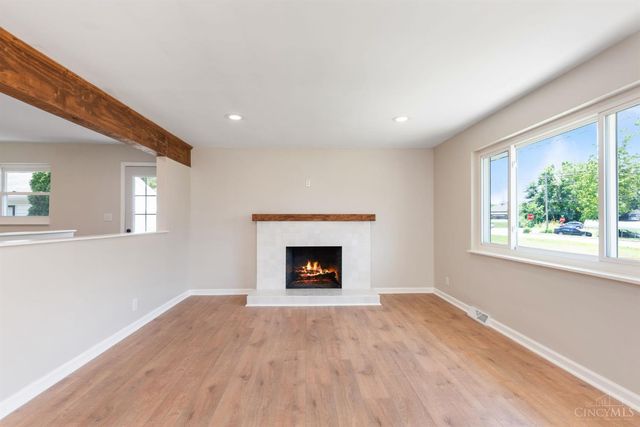 1016 Glen Este Lane, Union Twp, OH 45103