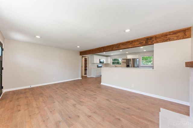 1016 Glen Este Lane, Union Twp, OH 45103