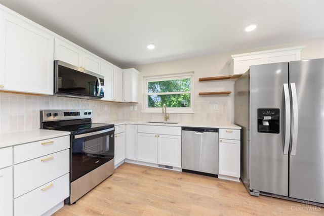 1016 Glen Este Lane, Union Twp, OH 45103