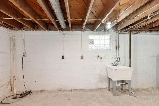 1016 Glen Este Lane, Union Twp, OH 45103