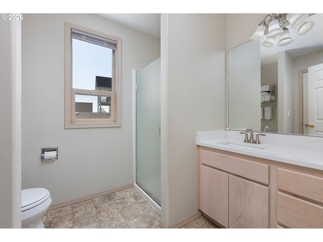 2260 Sw BARD Rd, Lincoln City, OR 97367