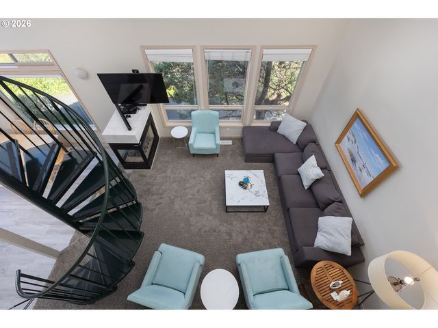 2260 Sw BARD Rd, Lincoln City, OR 97367