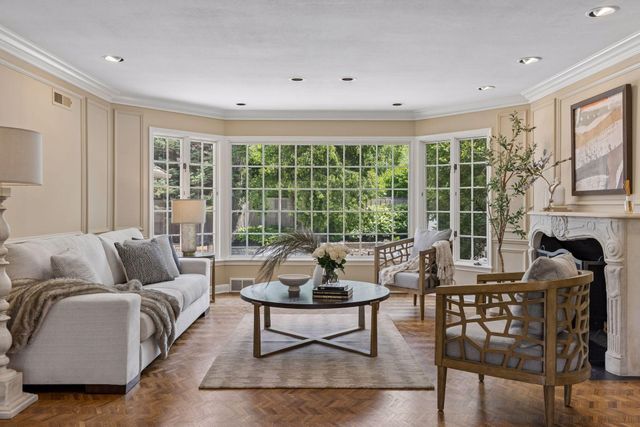 2501 France Avenue S, Saint Louis Park, MN 55416