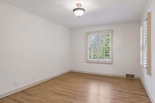 2501 France Avenue S, Saint Louis Park, MN 55416