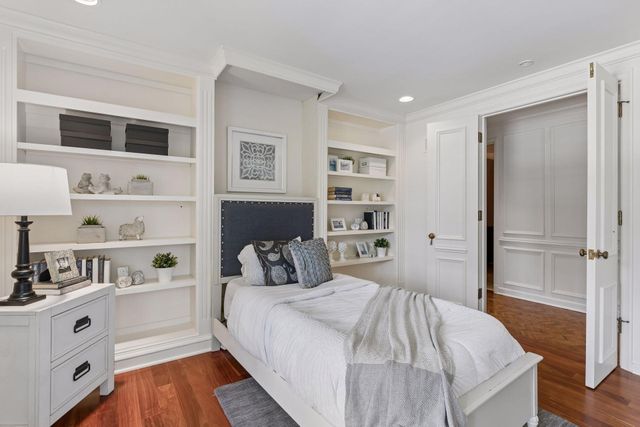 2501 France Avenue S, Saint Louis Park, MN 55416