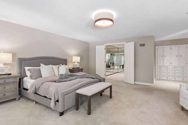 2501 France Avenue S, Saint Louis Park, MN 55416