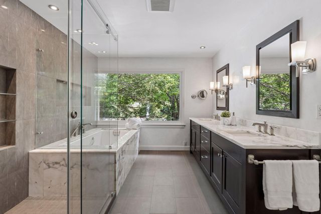 2501 France Avenue S, Saint Louis Park, MN 55416