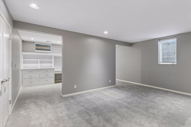 2501 France Avenue S, Saint Louis Park, MN 55416