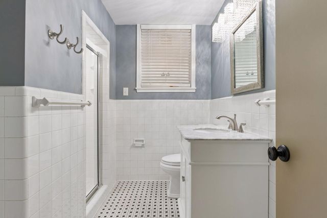 2501 France Avenue S, Saint Louis Park, MN 55416