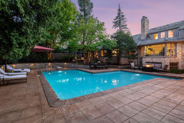 2501 France Avenue S, Saint Louis Park, MN 55416