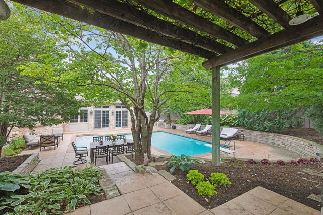 2501 France Avenue S, Saint Louis Park, MN 55416