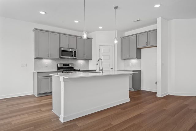 1428 Hutson Drive, White House, TN 37188