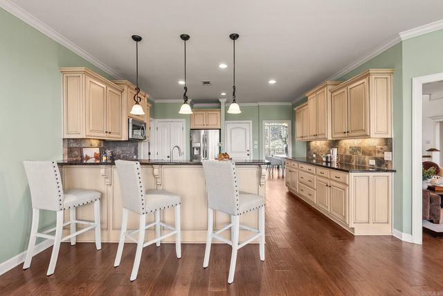 124 Crestview Drive, Maumelle, AR 72113