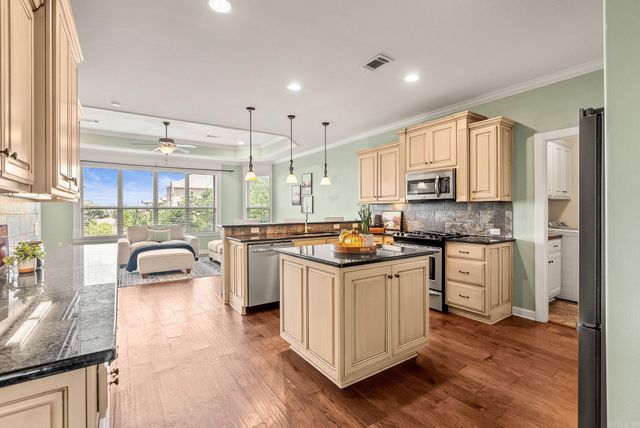 124 Crestview Drive, Maumelle, AR 72113