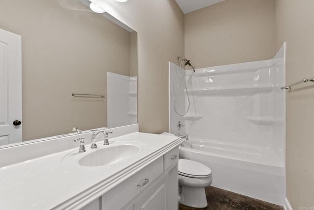 124 Crestview Drive, Maumelle, AR 72113