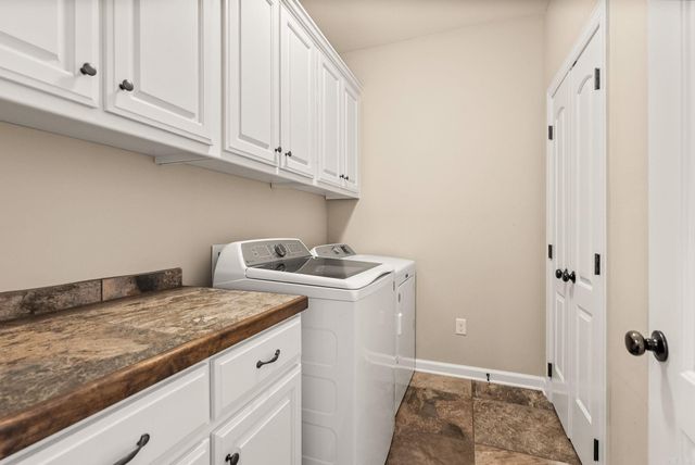 124 Crestview Drive, Maumelle, AR 72113