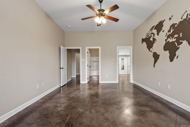 124 Crestview Drive, Maumelle, AR 72113