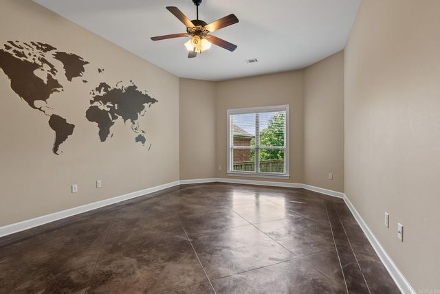 124 Crestview Drive, Maumelle, AR 72113