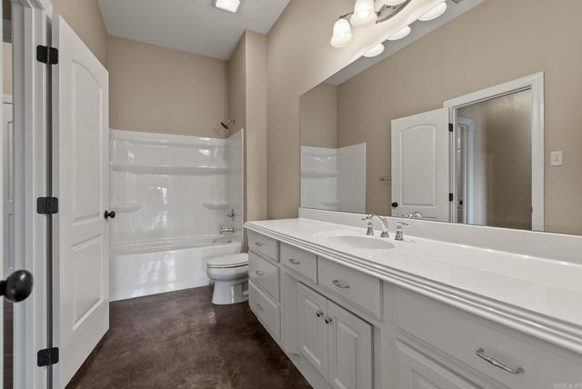 124 Crestview Drive, Maumelle, AR 72113