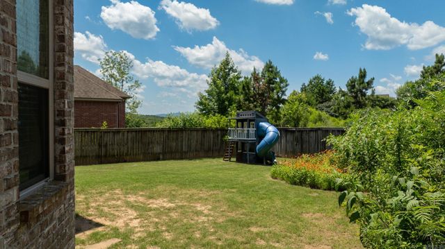 124 Crestview Drive, Maumelle, AR 72113