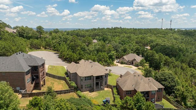 124 Crestview Drive, Maumelle, AR 72113