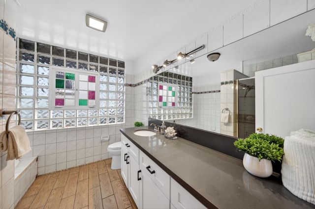 808 Winchester Drive, Burlingame, CA 94010