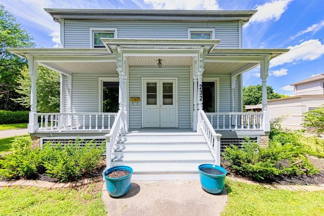 232 Forest Park Boulevard, Janesville, WI 53545
