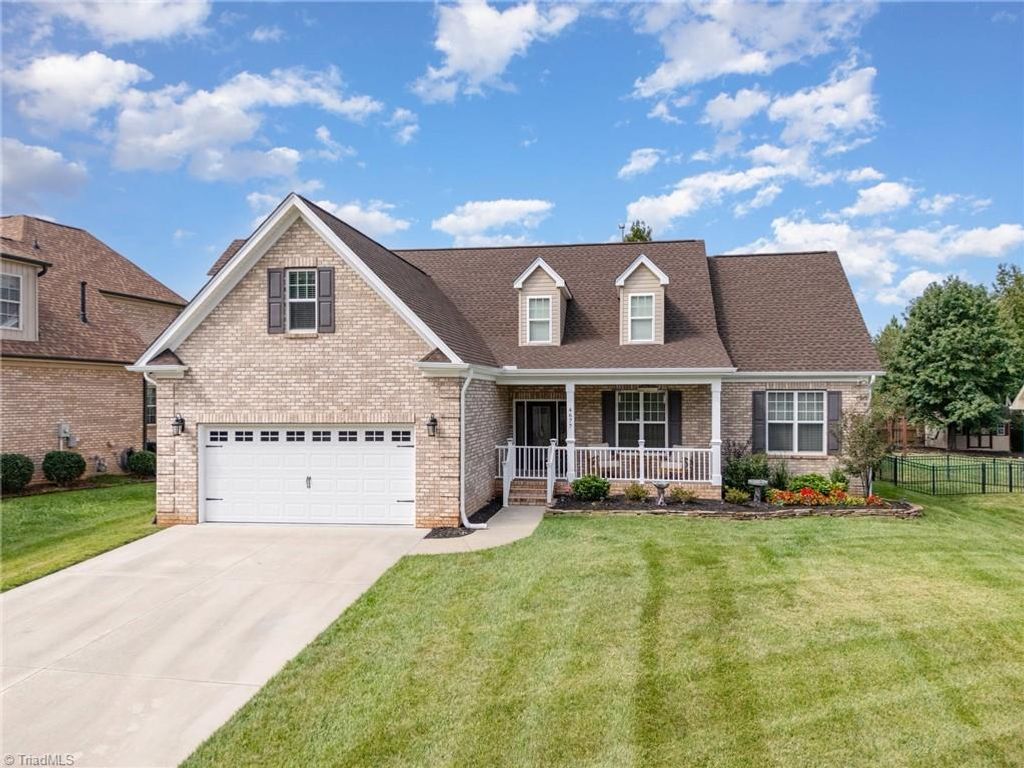 4677 Orchard Grove Drive, Clemmons, NC 27012