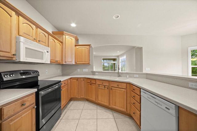 N59W17728 Meadow COURT, Menomonee Falls, WI 53051