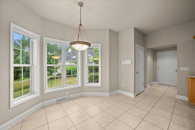 N59W17728 Meadow COURT, Menomonee Falls, WI 53051