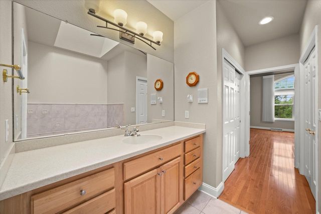 N59W17728 Meadow COURT, Menomonee Falls, WI 53051