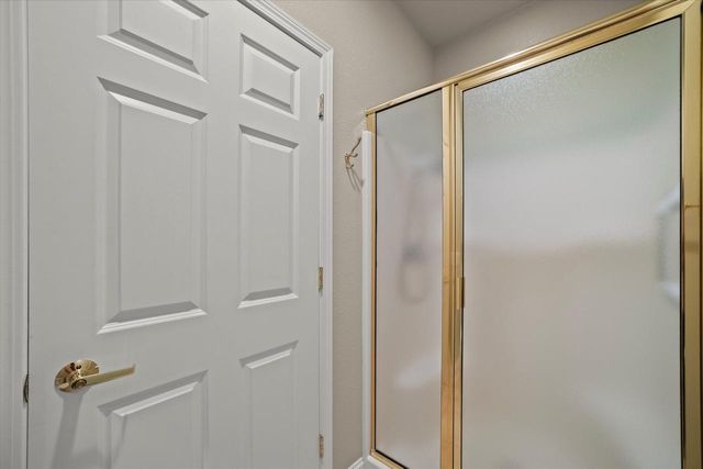 N59W17728 Meadow COURT, Menomonee Falls, WI 53051