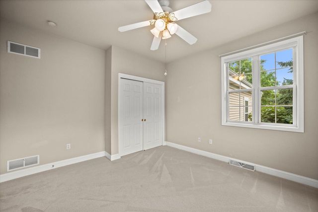 N59W17728 Meadow COURT, Menomonee Falls, WI 53051