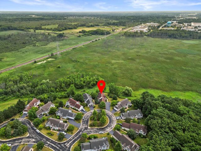 N59W17728 Meadow COURT, Menomonee Falls, WI 53051