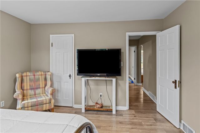 208 E Dorothy Lane, Kettering, OH 45419