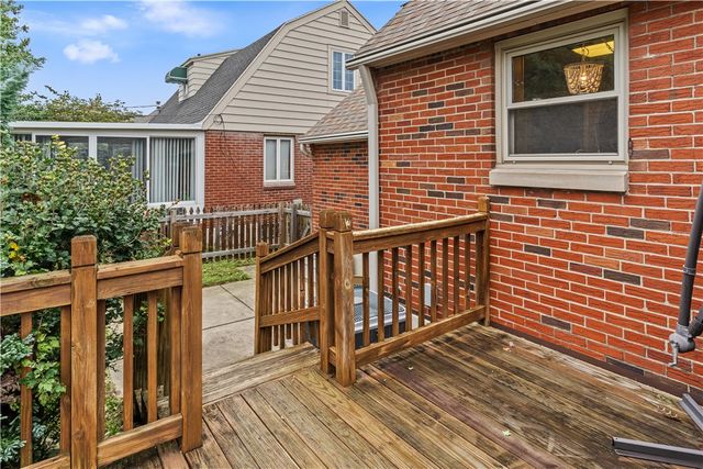 208 E Dorothy Lane, Kettering, OH 45419