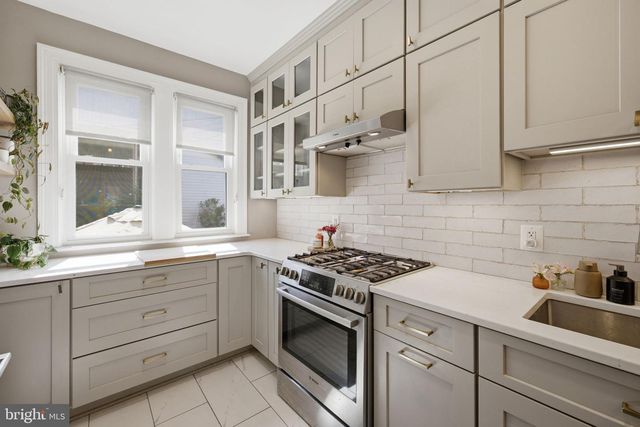 5319 4TH ST NW, Washington, DC 20011