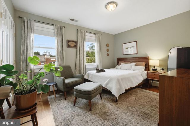 5319 4TH ST NW, Washington, DC 20011