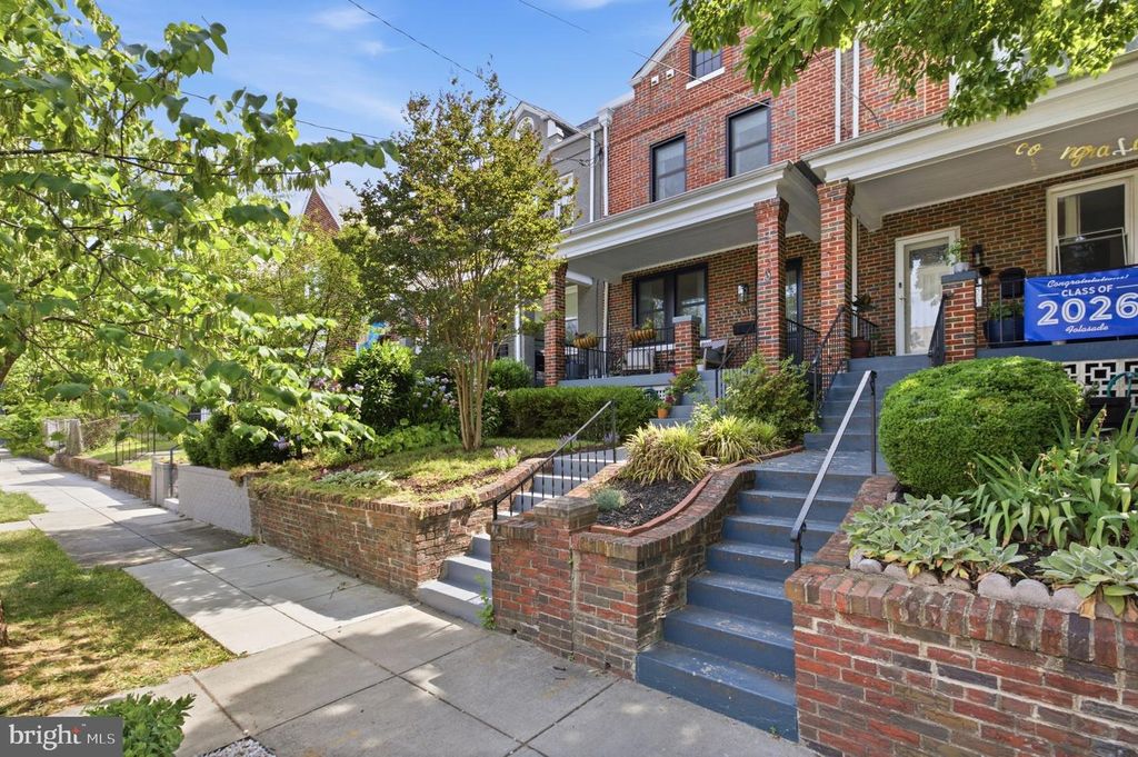 5319 4TH ST NW, Washington, DC 20011